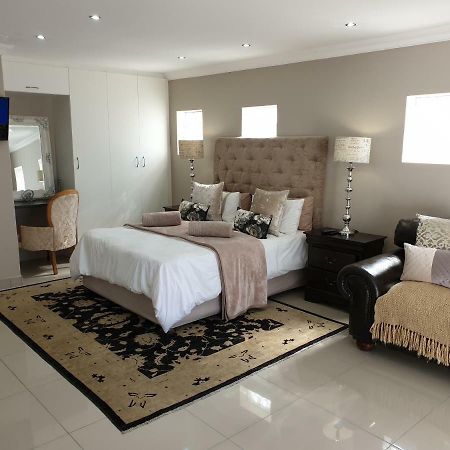 Pongola Road Self Catering Accommodation Uitenhage 외부 사진