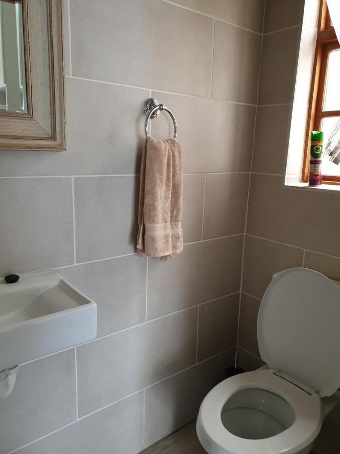 Pongola Road Self Catering Accommodation Uitenhage 외부 사진
