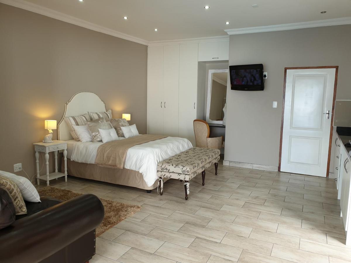 Pongola Road Self Catering Accommodation Uitenhage 외부 사진