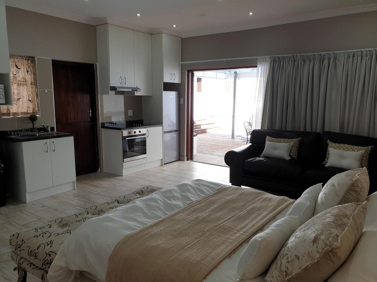 Pongola Road Self Catering Accommodation Uitenhage 외부 사진