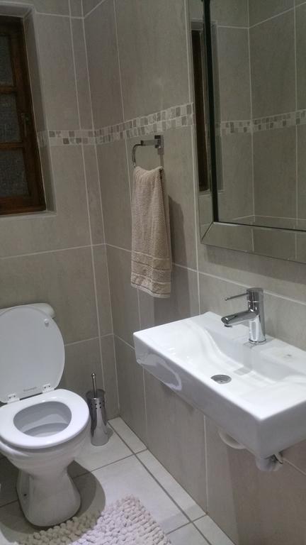 Pongola Road Self Catering Accommodation Uitenhage 외부 사진