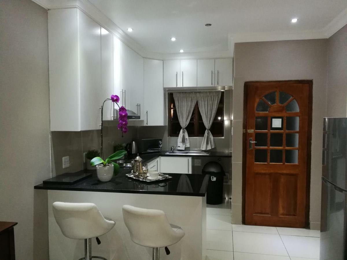 Pongola Road Self Catering Accommodation Uitenhage 외부 사진