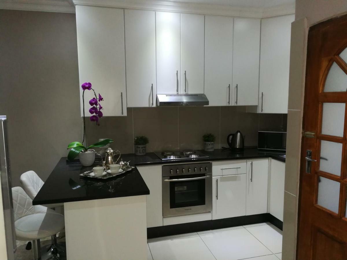 Pongola Road Self Catering Accommodation Uitenhage 외부 사진