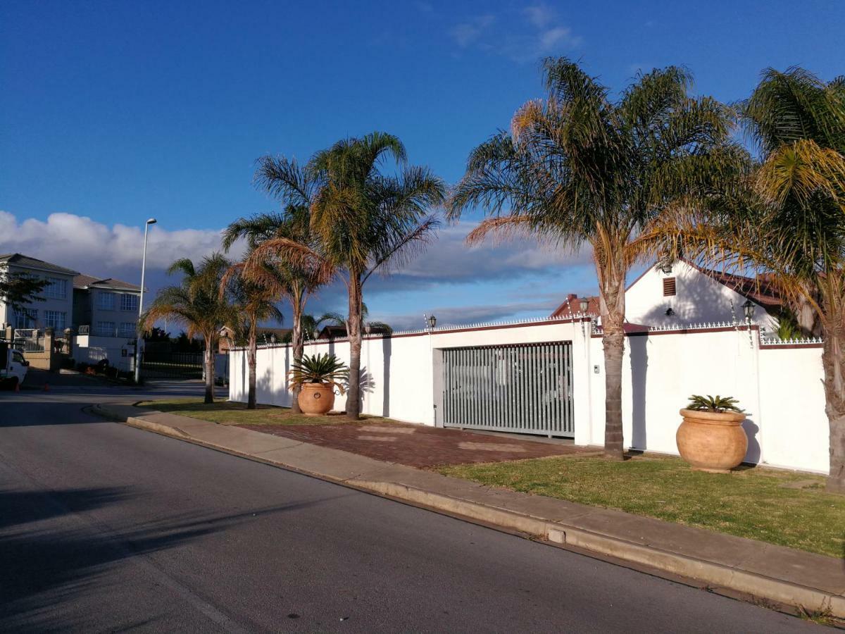 Pongola Road Self Catering Accommodation Uitenhage 외부 사진