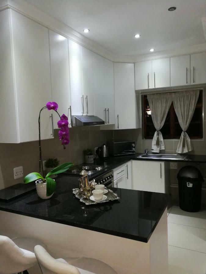 Pongola Road Self Catering Accommodation Uitenhage 외부 사진