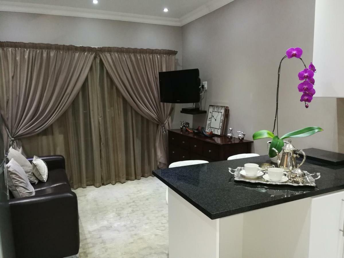 Pongola Road Self Catering Accommodation Uitenhage 외부 사진