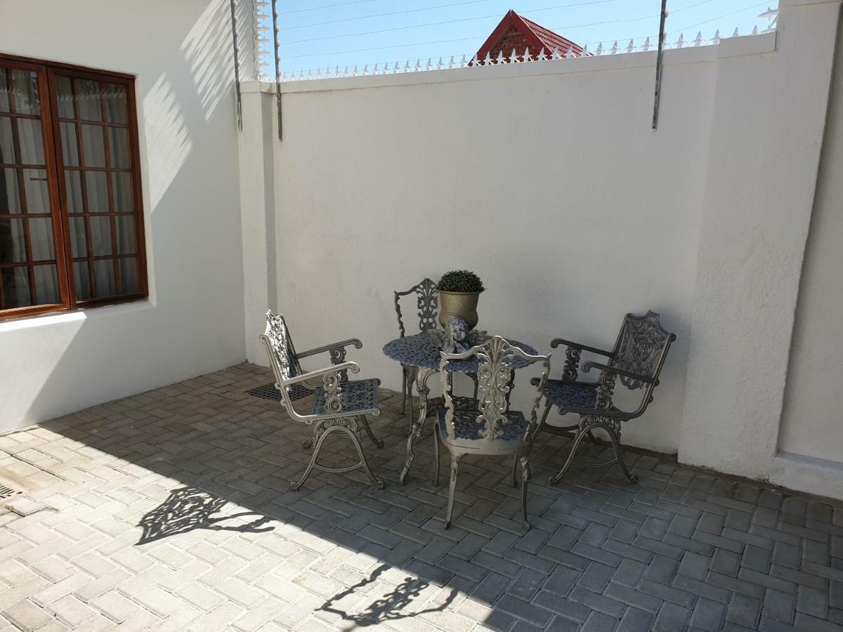 Pongola Road Self Catering Accommodation Uitenhage 외부 사진