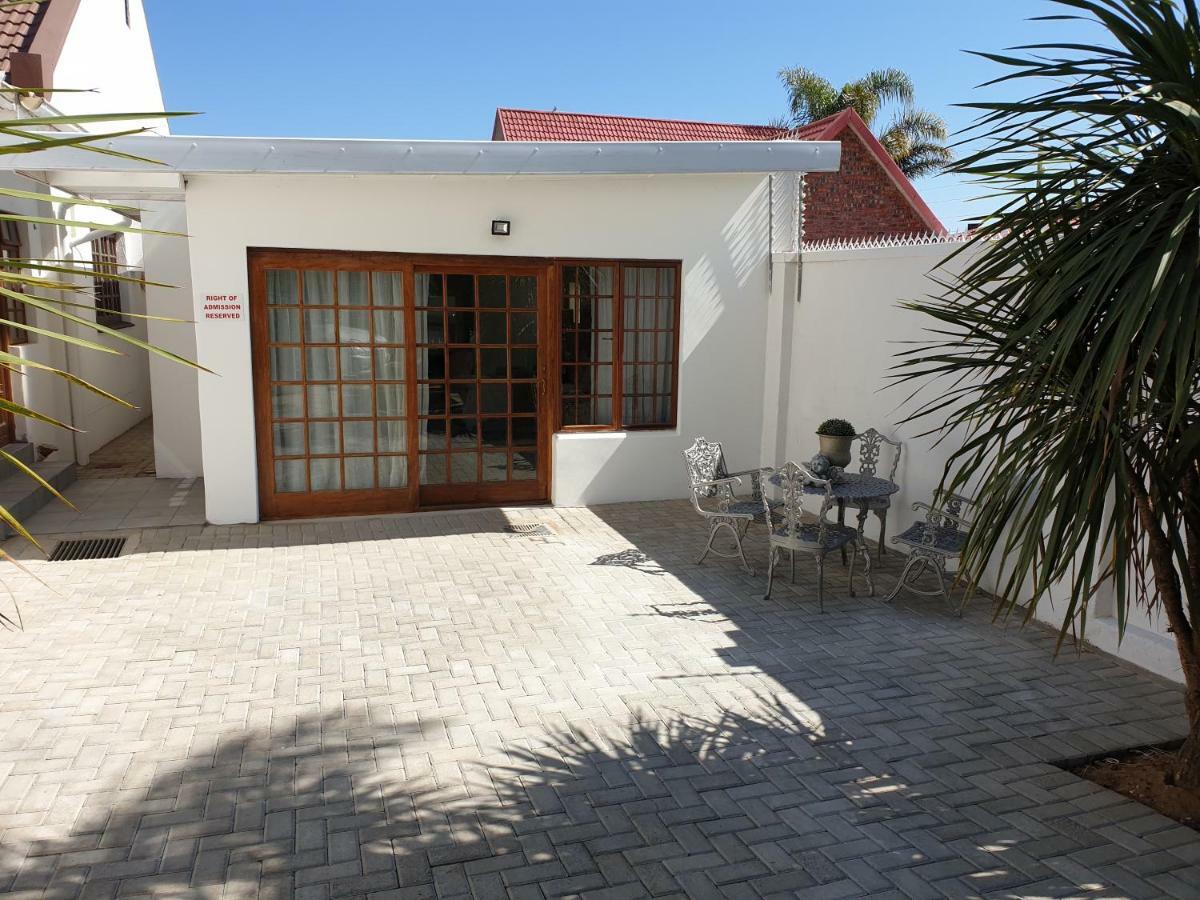 Pongola Road Self Catering Accommodation Uitenhage 외부 사진