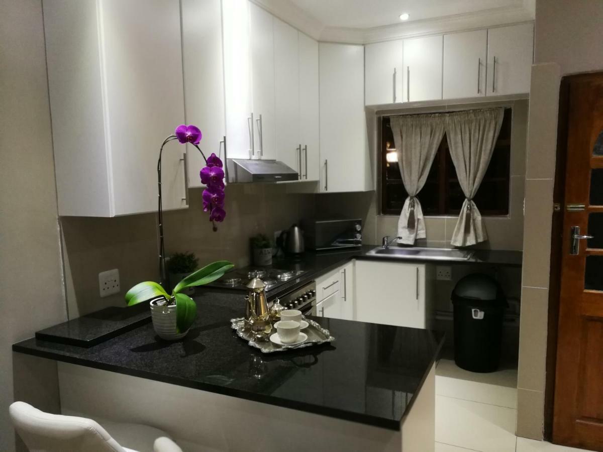 Pongola Road Self Catering Accommodation Uitenhage 외부 사진